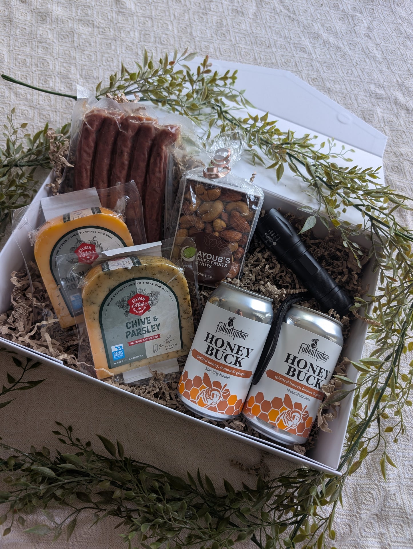 Trail and Tailgate Crate